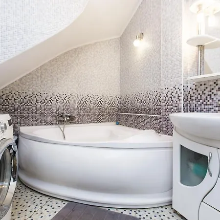 подобово у центрі львова вулиця замарстинівська 5 *