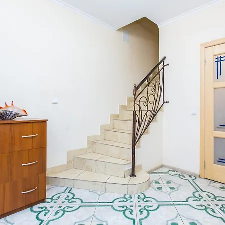 подобово у центрі львова вулиця замарстинівська 5 Apartment Lviv